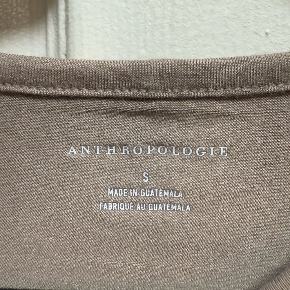 Anthropologie Short Sleeve Crewneck Tee Baby Tee- Taupe Size S - Picture 4 of 7